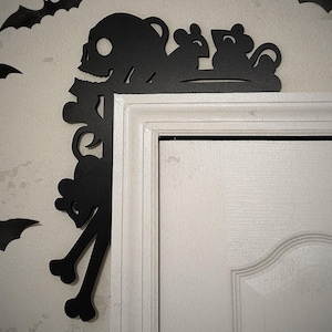Skeleton & Rats Door Frame Topper | Halloween Door Corner Decor | Haunted Home Decoration | Crypt, Dungeon Haunted House | Original Artwork