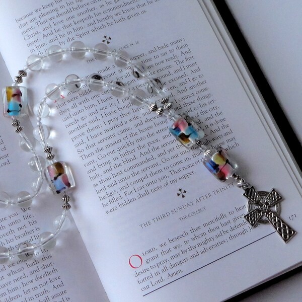 Crystal Quarz anglikanische Rosenkranz / protestantischen Gebetskette mit Sterling Silber Celtic Cross