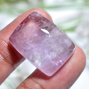 Cabochon di ametista viola chiaro, gemma rettangolare lucida, pietra di quarzo lavanda naturale con retro piatto.