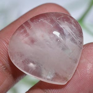 Soft Blush Pink Rose Quartz Cabochon – Natural Pear Shape Smooth Gemstone, Polished Flat Back Crystal for Handmade Jewelry Making