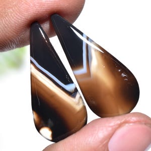 Natürliches schwarzes Achat-Edelsteinpaar - Tropfenform gebändertes Cabochon-Duo, glatt polierte flache Rückseite passender Stein für Ohrringe und Wire Wrapping