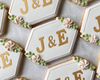 Personalized Wedding Cookie Favors. Rehearsal desserts, Wedding Welcome Bag ideas - 1 dozen