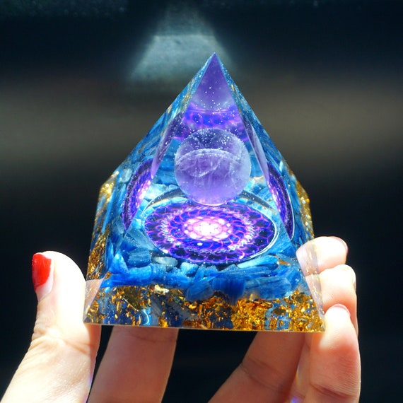 Orgonite Amethyst Crystal Sphere & Kyanite Natural Cristal Stone Organite Energy Healing Reiki Chakra Meditation EMF Protect