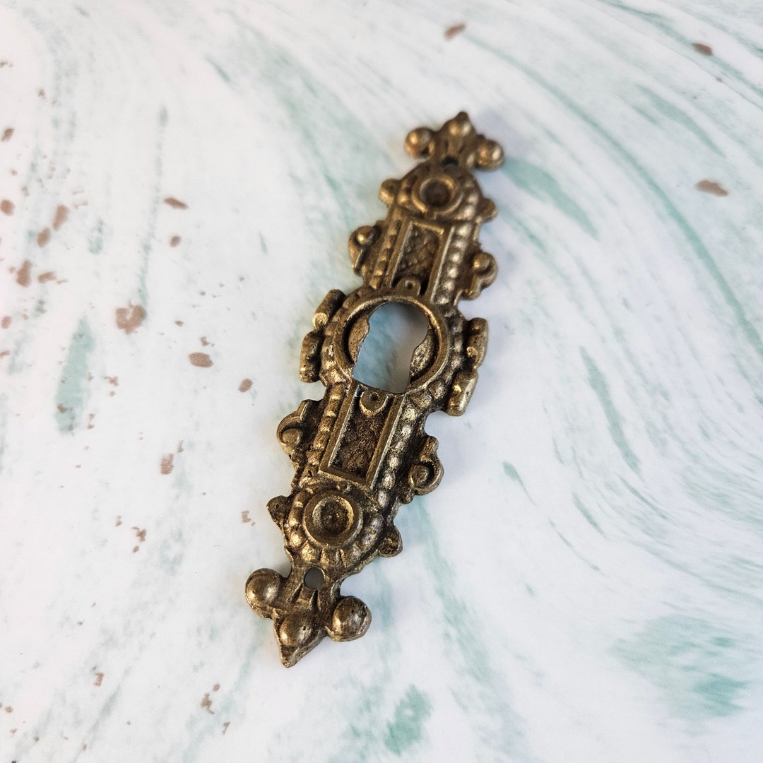 Vintage Keyhole Cover Plate Ornate Brass Drawer Keyhole Furniture