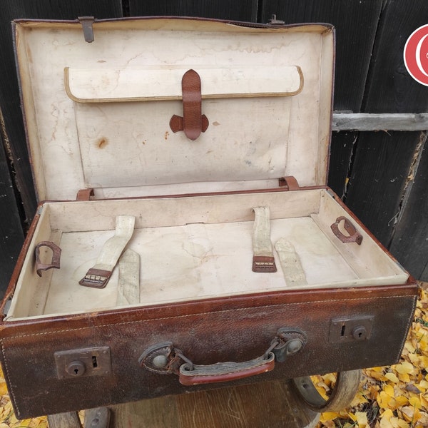 Valise en cuir vintage rare | Bagages de voyage de luxe | Compartiment relevable | Coffre à vapeur en cuir lourd véritable des années 1940 | Décoration d'intérieur révolue