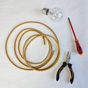 Anpassad textilkabel | 3-trådig gör-det-själv-elektrisk tygflexkabel | Färgad lampsladd | Varmgul tvinnad vävd kabel