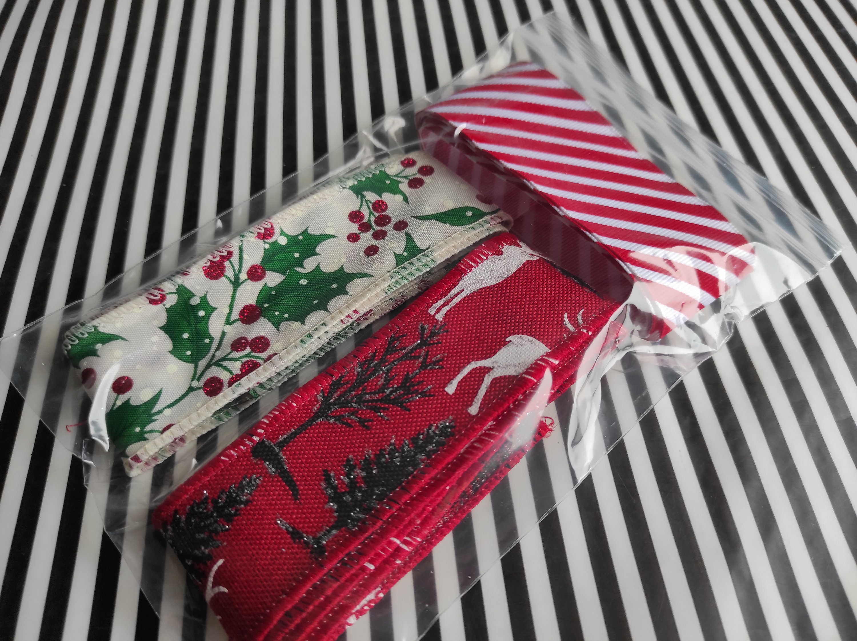 Wired Red/white Candy Cane Stripe Ribbon 1.5 Wide BY THE YARD, Christmas  Ribbon 