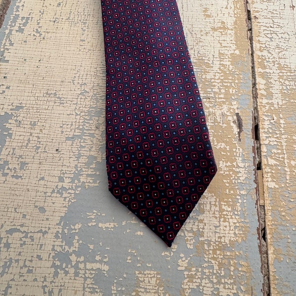 VINTAGE Paul Stuart Tie - Neck Tie - Men’s Fashion - Silk Tie - Geometric Pattern - Red + Blue - Made in England