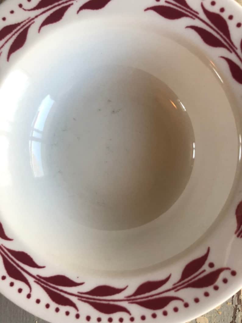 VINTAGE Homer Laughlin Berry Bowl Dessert Bowl Vintage Kitchen Hemlick Pattern Dark Red Rim Farmhouse Style