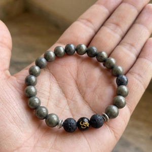 OM Symbol Stretch Bracelet, Black Lava Diffuser Beads Mixed with Gunmetal Beads, Calm Focus Jewellery, Simple Boho Wristband