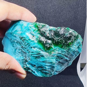 410–525 Carat Arizona Turquoise Rough Gemstone • Ideal for Wire Wrapping, DIY Jewellery, Healing Crafts • Flash Deal • Free Shipping Include