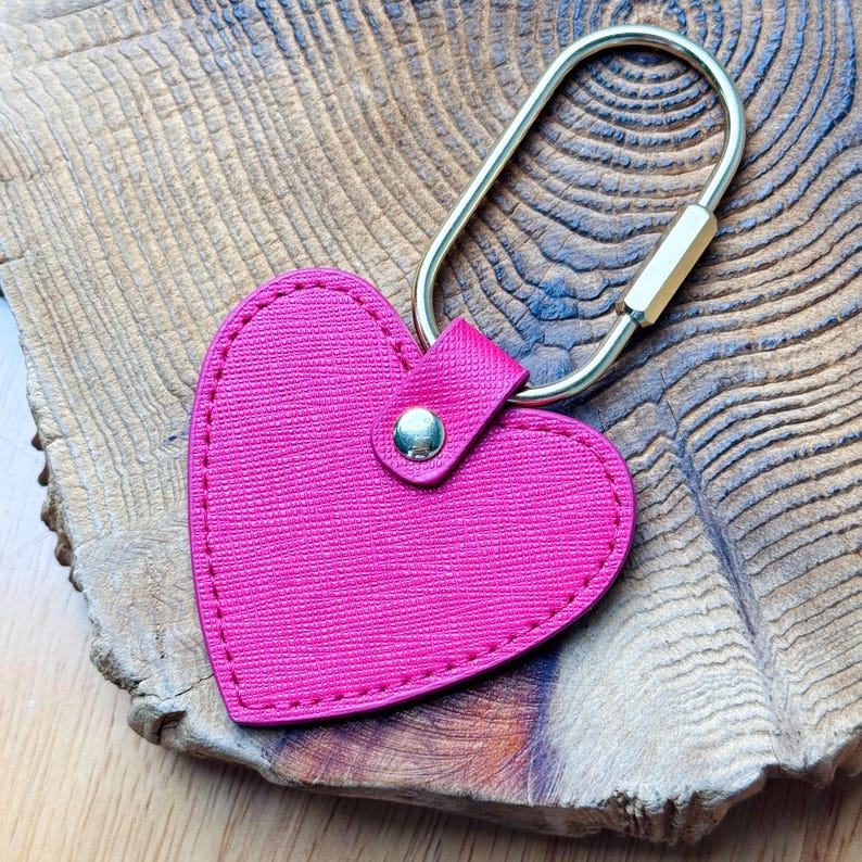 Custom Embossed Heart Leather Bag Charm, Personalized Name Purse Accessories, Mother's Day Gift for Her image 11