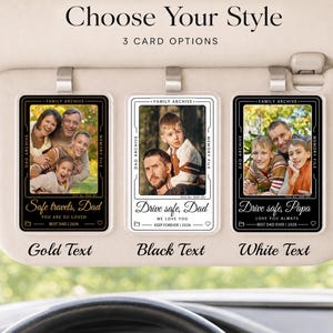 Peut inclure: Trois clips rectangulaires pour pare-soleil de voiture avec des photos et du texte. Le clip de gauche a un texte doré indiquant Safe travels, Dad. Le clip central a un texte noir indiquant Drive safe, Dad. Le clip de droite a un texte blanc indiquant Drive safe, Papa.