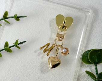 Llavero con dije de corazón personalizado para Kindle, accesorio con inicial personalizada, regalo para lectores amantes de los libros.