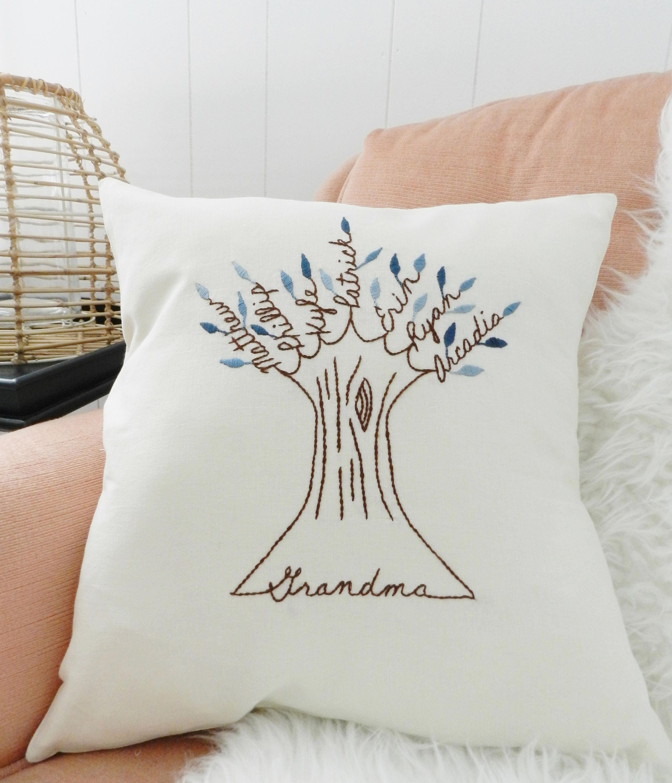 Housse d'oreiller Grand-Mère. Cadeau Pour Maman ou Arbre Généalogique Personnalisé. Petits-Enfants.