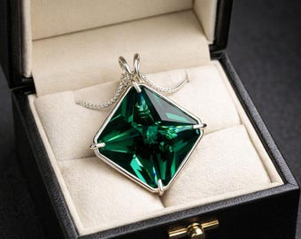 Colgante de geometría sagrada de esmeralda: collar de cristal cultivado en laboratorio