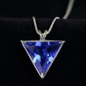 ブルークォーツのエンジェリックスターペンダント、神聖幾何学クリスタルネックレス、シルバートーンセッティング 画像 1