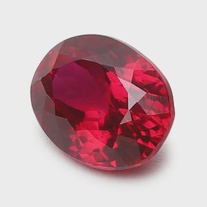 7 Ct natürliche Rubin Oval Form Burma Taubenblut Roter Rubin Edelstein Sehr selten und Princess Cut Edelstein Geschenk für ihr Neujahrsgeschenk