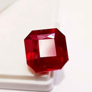 7 Ct zertifizierter natürlicher Rubin heller reiner, lebendiger Rubin aus Burma Taube blutig roter Rubin Loser Rubin feinster Facettierter Natürlicher Rubin Mosambik Rubin