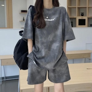 Lunessa Tie Dye T-Shirt and Shorts Set – Women’s Casual Loose Fit with Wide Leg Mid-Length Shorts and Pockets