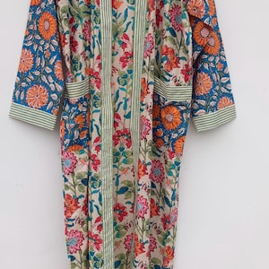 Bata de kimono de algodón, bata estampada, ideal para damas de honor, ropa de dormir de verano, talla única. imagen 11