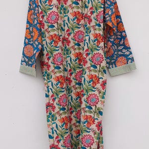 Bata de kimono de algodón, bata estampada, ideal para damas de honor, ropa de dormir de verano, talla única. imagen 14