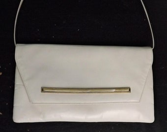 White Leather Envelop Clutch Bag, Optional Shoulder Strap Purse, Small Vintage Bag, Mod Vintage Handbag