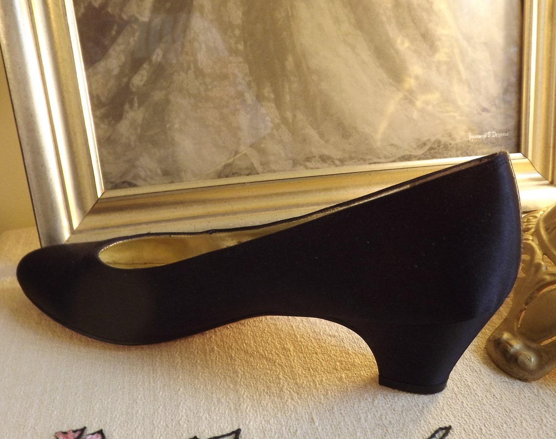 Black Pumps Black Wedding Shoe Black Low Heel Shoe Etsy