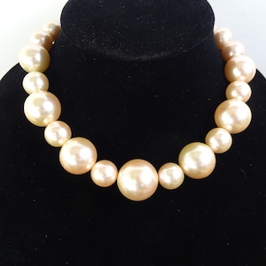 Pink Pearl Extra Big Bead Necklace, Graduated multiple size Short Strand Round Balls, Vintage 1980s Retro Jewelry