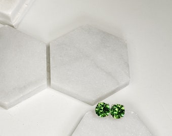 Fern green premium crystal sparkle earrings  -  crystal green - stud earrings - 8mm stud