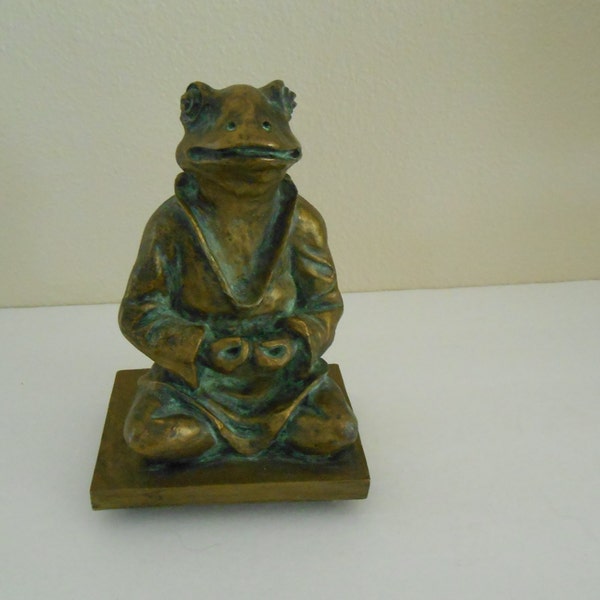 vintage frog budda figurine statue