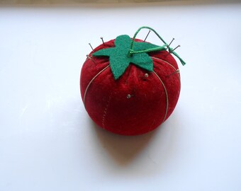 vintage velveteen tomato pin cushion...A