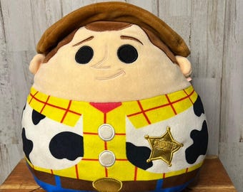 Peluche de Woody Squishmallow de Disney Toy Story, tamaño mediano, 14 pulgadas
