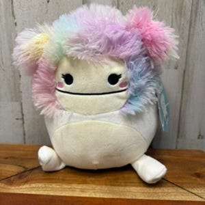 NWT Squishmallows Zaylee the Bigfoot Yeti 8&quot; Plush Toy Multicolor