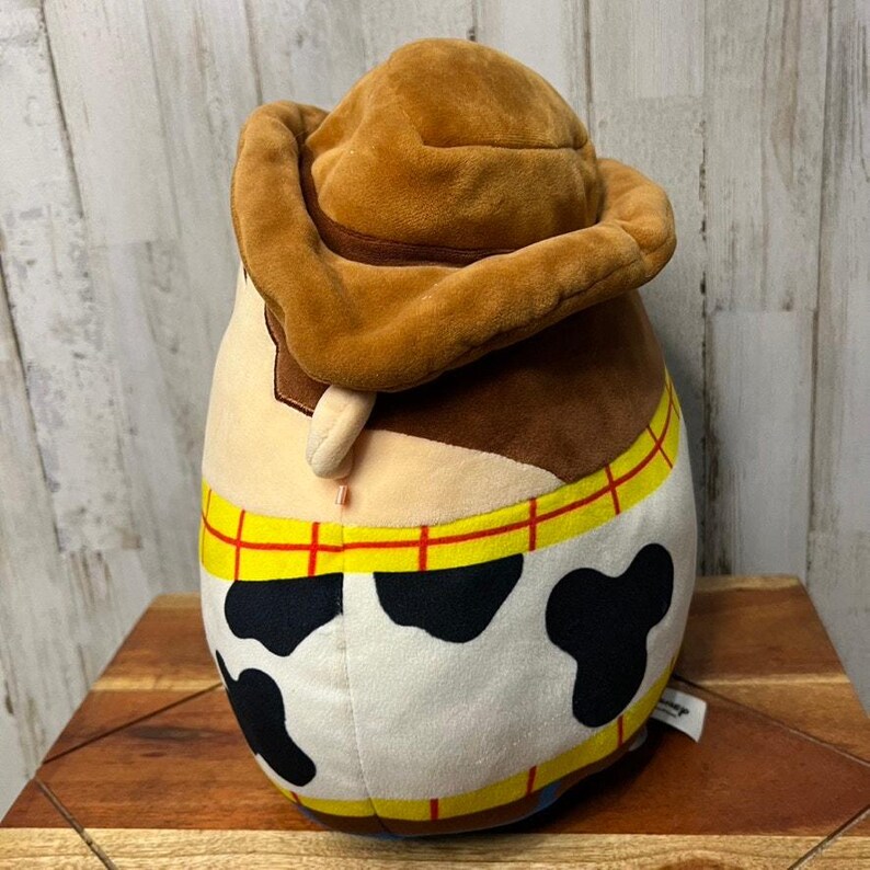 Peluche de Woody Squishmallow de Disney Toy Story, tamaño mediano, 14 pulgadas imagen 4