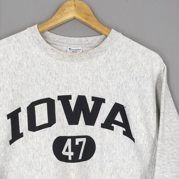 Vintage Champion Iowa Hawkeyes NCAA Sweatshirt Small Iowa Hawkeyes