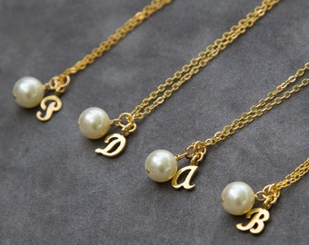 Bridesmaid Necklace Set of 4 Four, Pearl Bridesmaid Jewelry, Pearl Initial Necklace, Gold Bridal Jewelry
