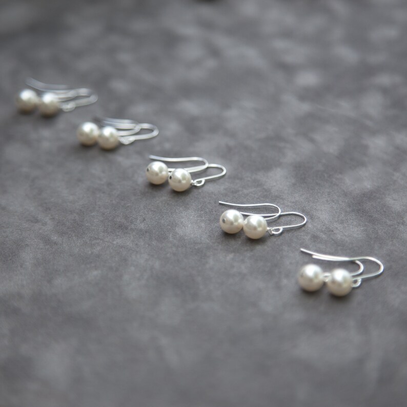 Bridesmaids Gift Set of 8 Sterling Silver Pearl Jewelry Wedding Party Gifts Bridesmaids Pearl Earrings