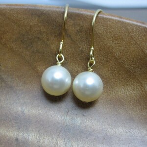 Gold Pearl Drop Earrings, Cream Pearl Bridal Jewelry, Drop Pearl Earrings, Dangle Bridesmaid Earrings image 3