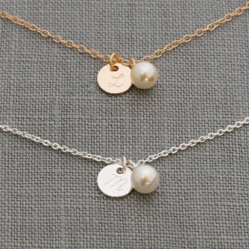 Rose Gold Bridesmaid Necklace Set of 5 Pearl and Initial - Etsy