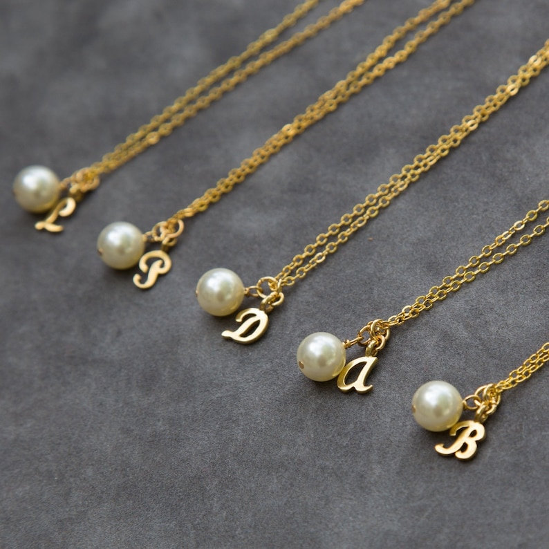 Gold Bridesmaid Jewelry Gift Set of 5 Initial Pearl Necklace Etsy