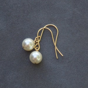 Gold Pearl Drop Earrings, Cream Pearl Bridal Jewelry, Drop Pearl Earrings, Dangle Bridesmaid Earrings image 1