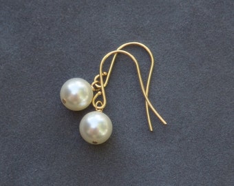 Gold Pearl Drop Earrings, Cream Pearl Bridal Jewelry, Drop Pearl Earrings, Dangle Bridesmaid Earrings