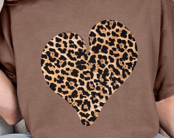Camiseta de corazón de leopardo, camiseta de corazón con estampado animal, camiseta de corazón con estampado de guepardo, camiseta de leopardo con estampado de corazón grande, camiseta de leopardo para mamá, colores cómodos