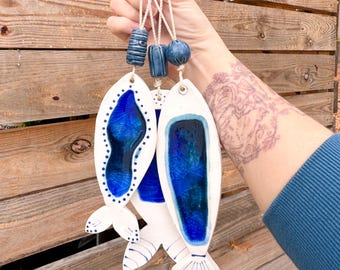 Handmade Ceramic Fish Wall Hanging Set | Blue Glass Inlay Art | Coastal Beach Decor | Pottery Garden Ornament Gift