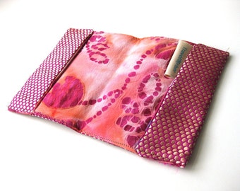 BFCM SALE Passport cover travel wallet silk fuchsia Golden dots