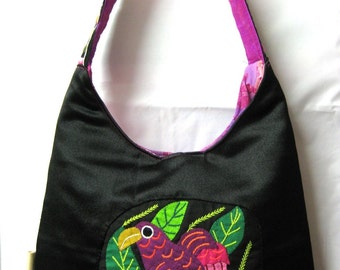 BFCM SALE black purse. black shoulder bag. black purple purse. parrot black purse. mola black purse.  Mola ray of light