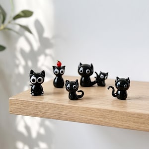 Statuetta di gatto in vetro, graziosa miniatura decorativa a forma di gattino, regalo per amanti dei gatti, decorazione stravagante per la scrivania.