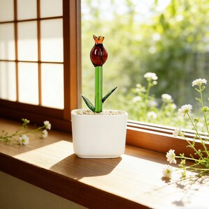 Amber Glass Tulip in Ceramic Pot,Real Touch Flower Gift,Sophisticated Mom Gift,Heartfelt Mother’s Day Gift,Loving Keepsake for Mom