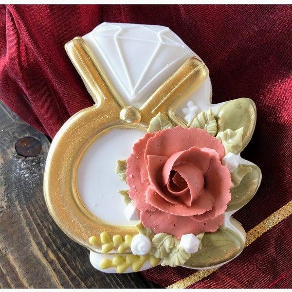 Anillo de diamantes con flores n.° 2 Cortador de galletas, cortador de fondant y cortador de arcilla